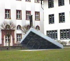 nach oben